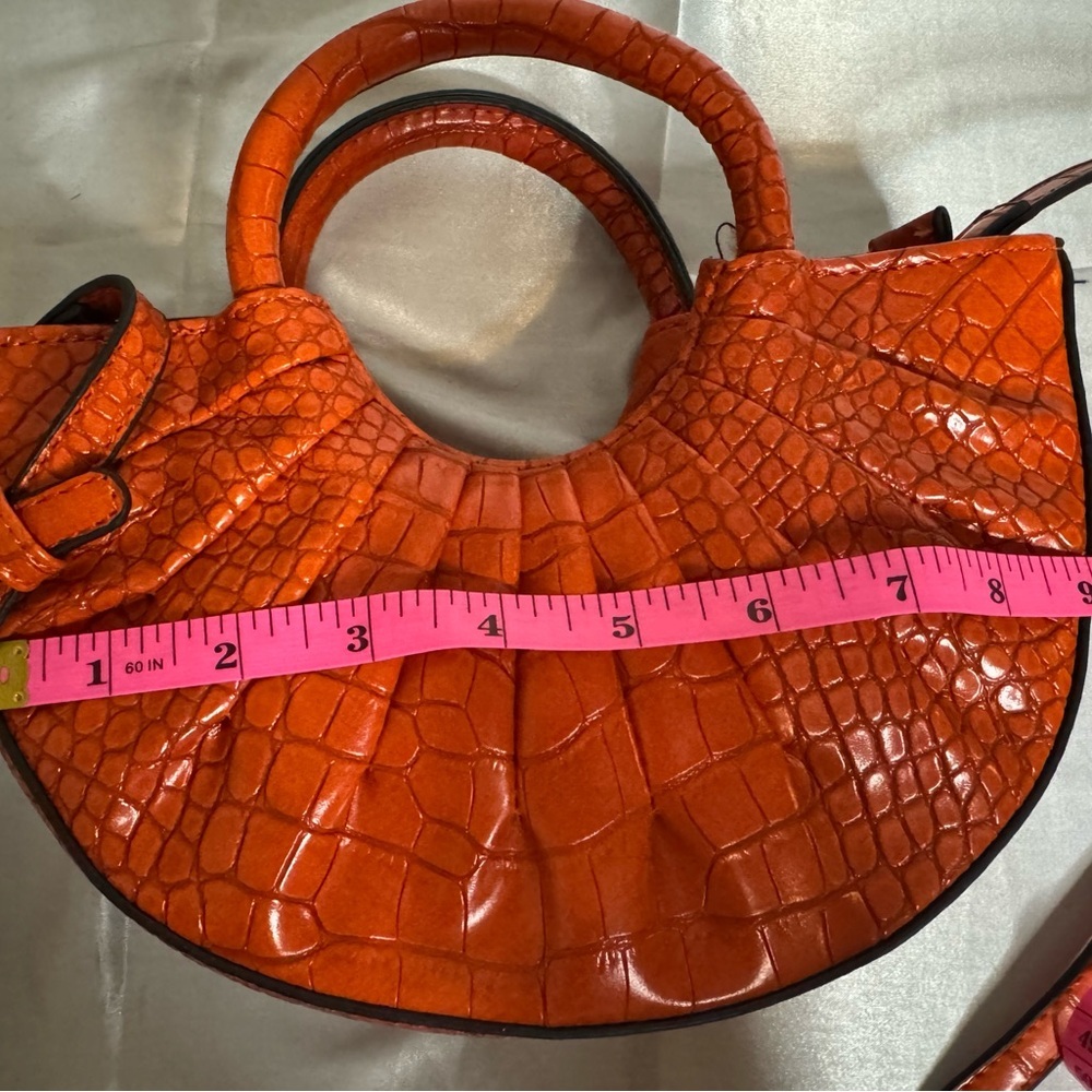 Croc-Embossed Orange Handbag - Picture 4 of 9